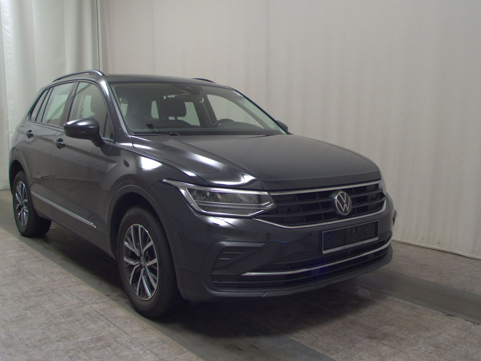 Volkswagen Tiguan 1.4 TSI eHybrid Life Navi LED AID RFK imagem 3