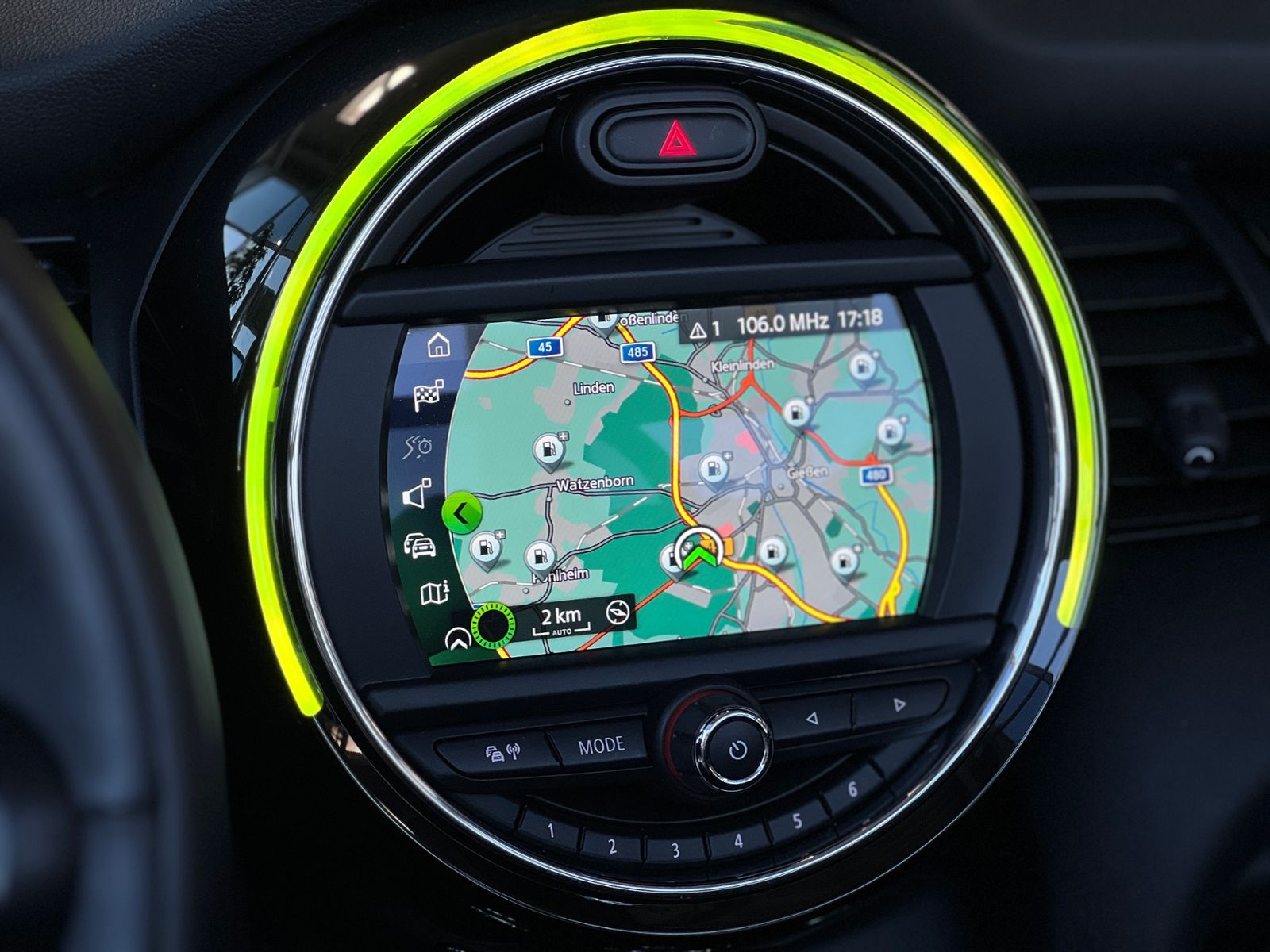 Fahrzeugabbildung MINI Cooper S Cabrio Chili LED NAV RFK SHZ ALU