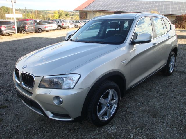 BMW X3 sDrive18d *Navi/Xenon/Kamera/Sitzheizung*