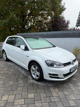 Volkswagen Golf VII 2,0 TDI LOUNGE Navi, PANO, PDC, TOP - Volkswagen Golf mit Diesel-Antrieb: Sportwagen