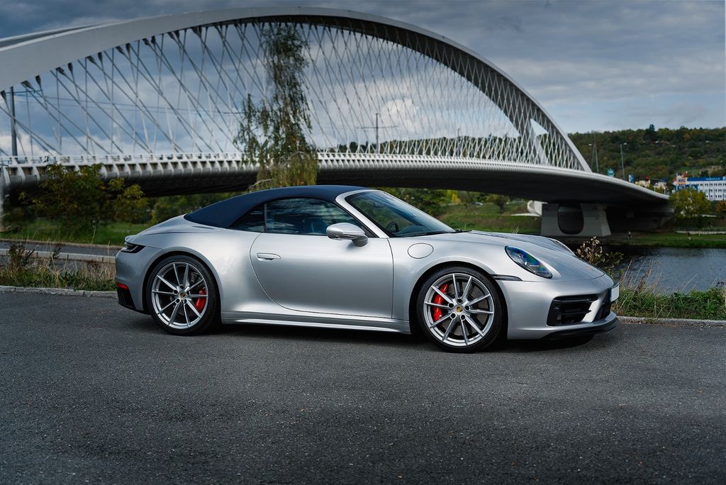 Image of Porsche 992