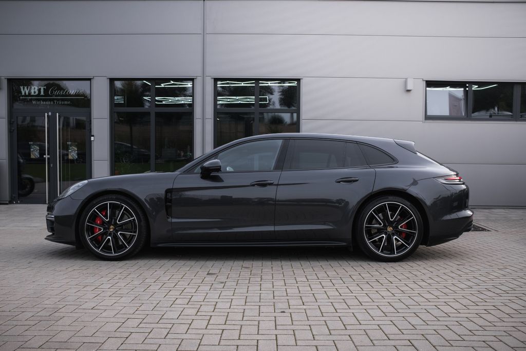 Image of Porsche Panamera