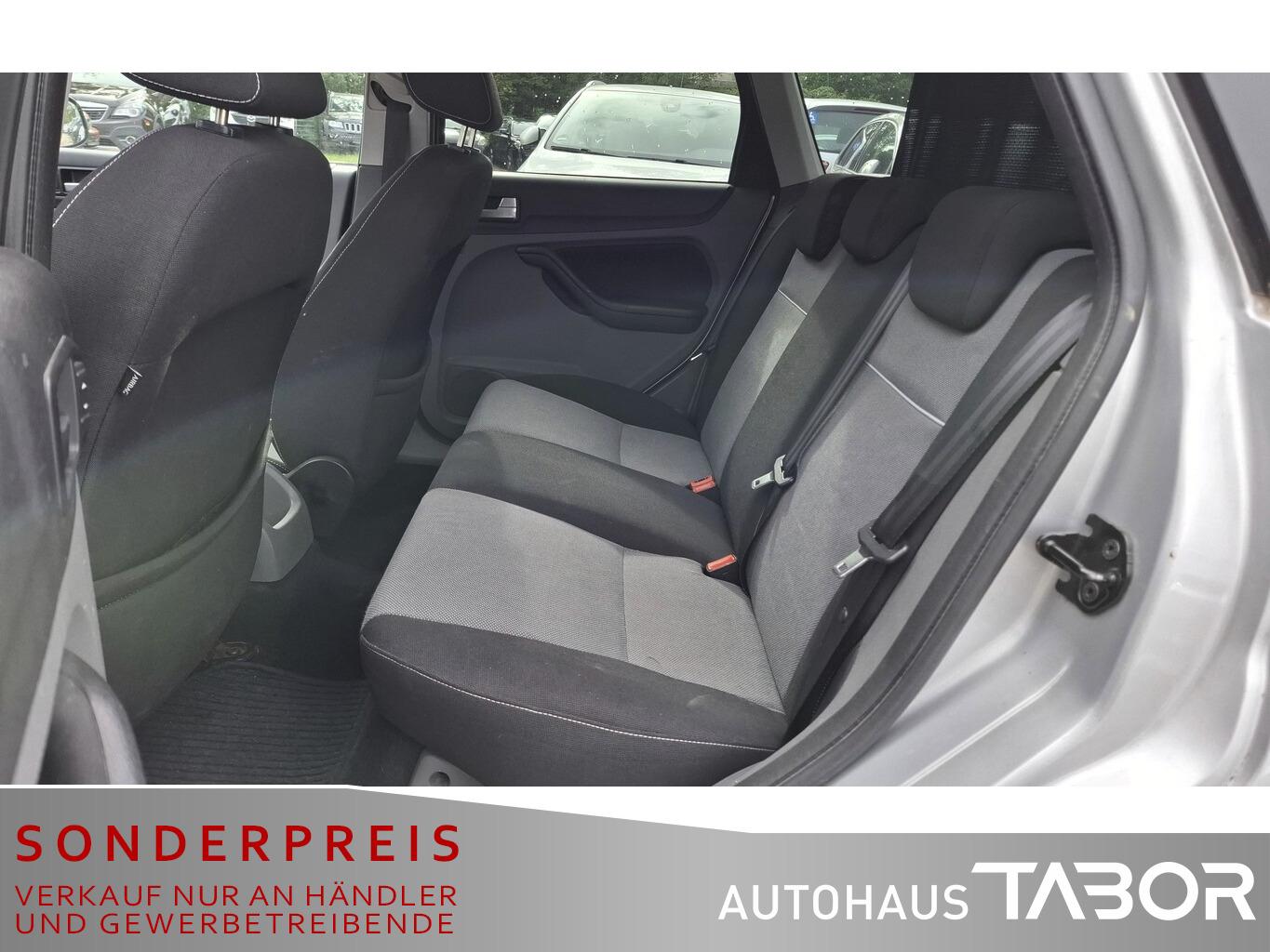 Ford Focus 2010 — photo 8