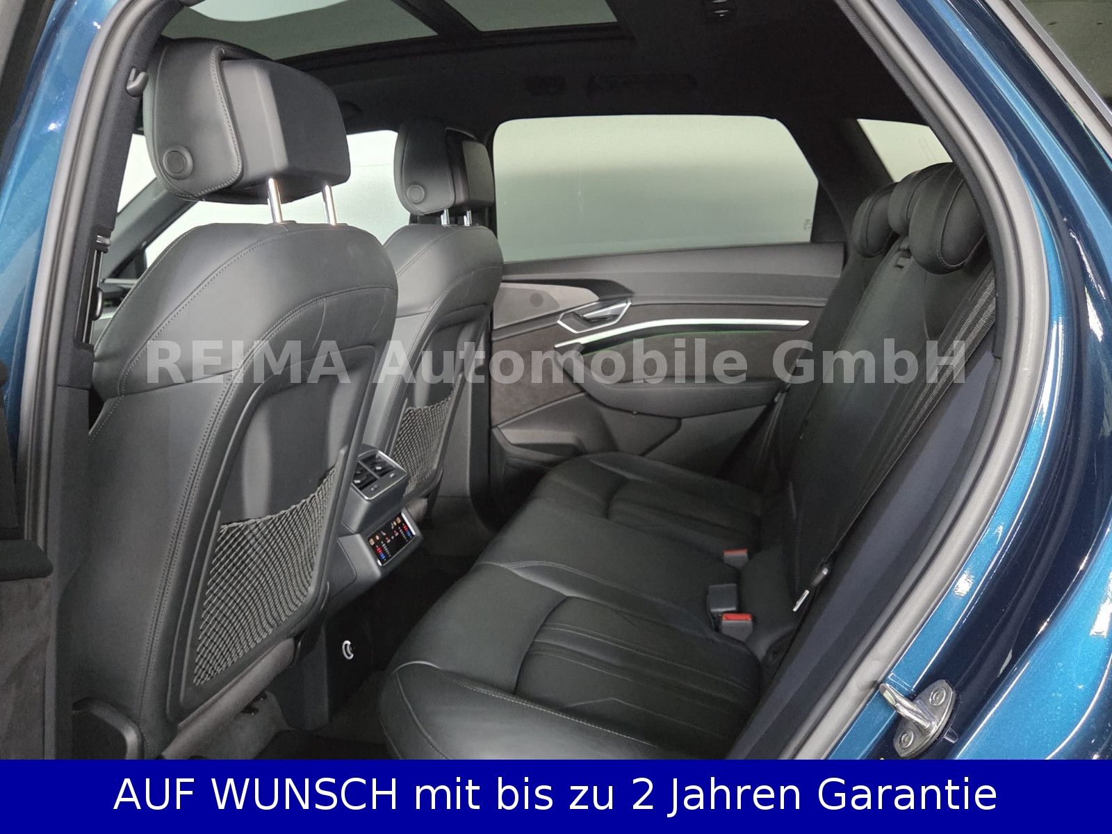 Fahrzeugabbildung Audi e-tron 55 quattro advanced, AHK, Virtual, ACC