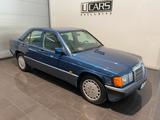 Mercedes-Benz 190 D 2.5 TURBO - Mercedes-Benz 190 mit Diesel-Antrieb: 2.5