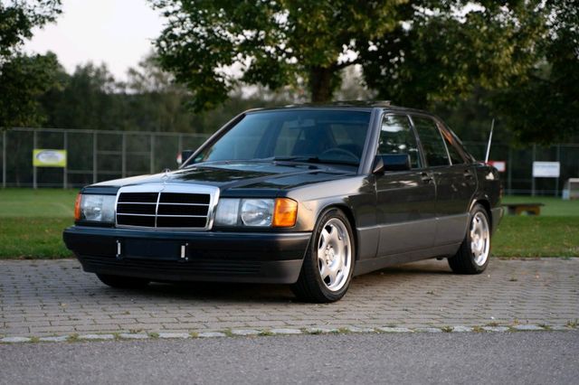 Mercedes-Benz Mercedes Benz 190E W201 2.0 Schwarz