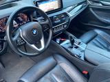 BMW 530 iA Luxury Line*Anhängerkupplung*Glasdach - weiße BMW 530