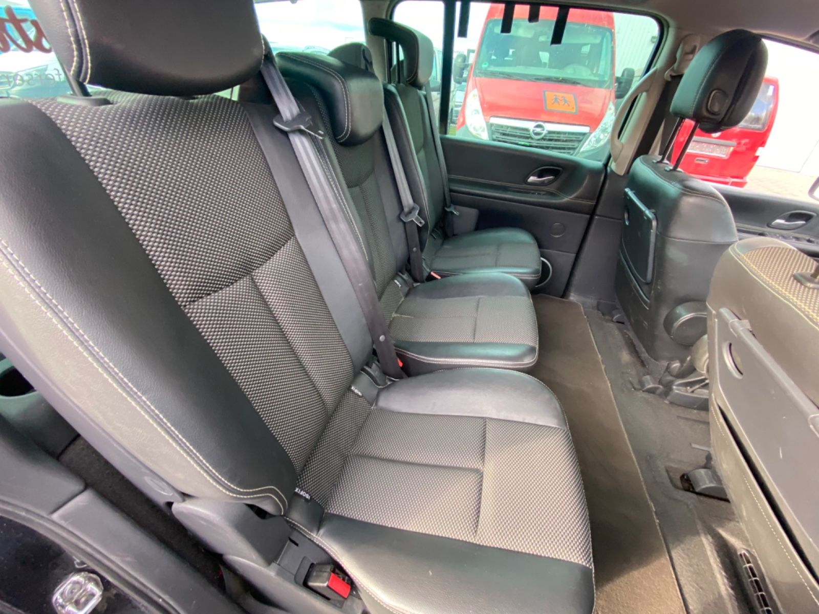 Fahrzeugabbildung Renault Grand Espace IV Celsium Export Händler