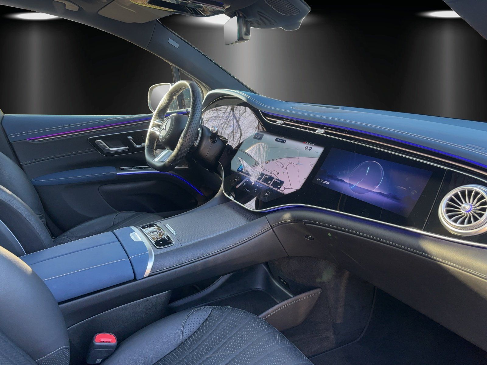 Fahrzeugabbildung Mercedes-Benz EQS 450 4M SUV AMG Prem+ AHK Massage 22kw AR-HUD