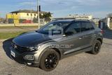 Volkswagen VOLKSWAGEN T-Roc 1.5 TSI ACT Advanced BlueMotion - Volkswagen T-Roc mit Benzin-Antrieb: Kombi, Schaltgetriebe