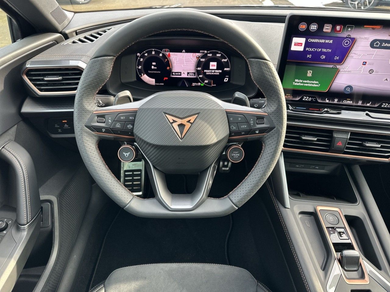 Fahrzeugabbildung CUPRA Leon Sportstourer 2.0 TSI 204 PS DSG 4Drive - mit KI generiert/bearbeitet
