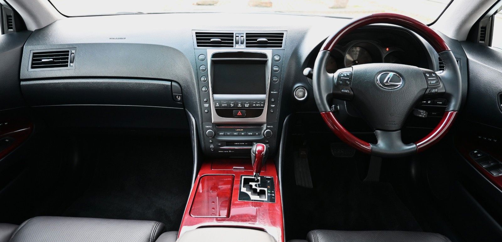 Lexus GS 350 *RHD* – Bild 15