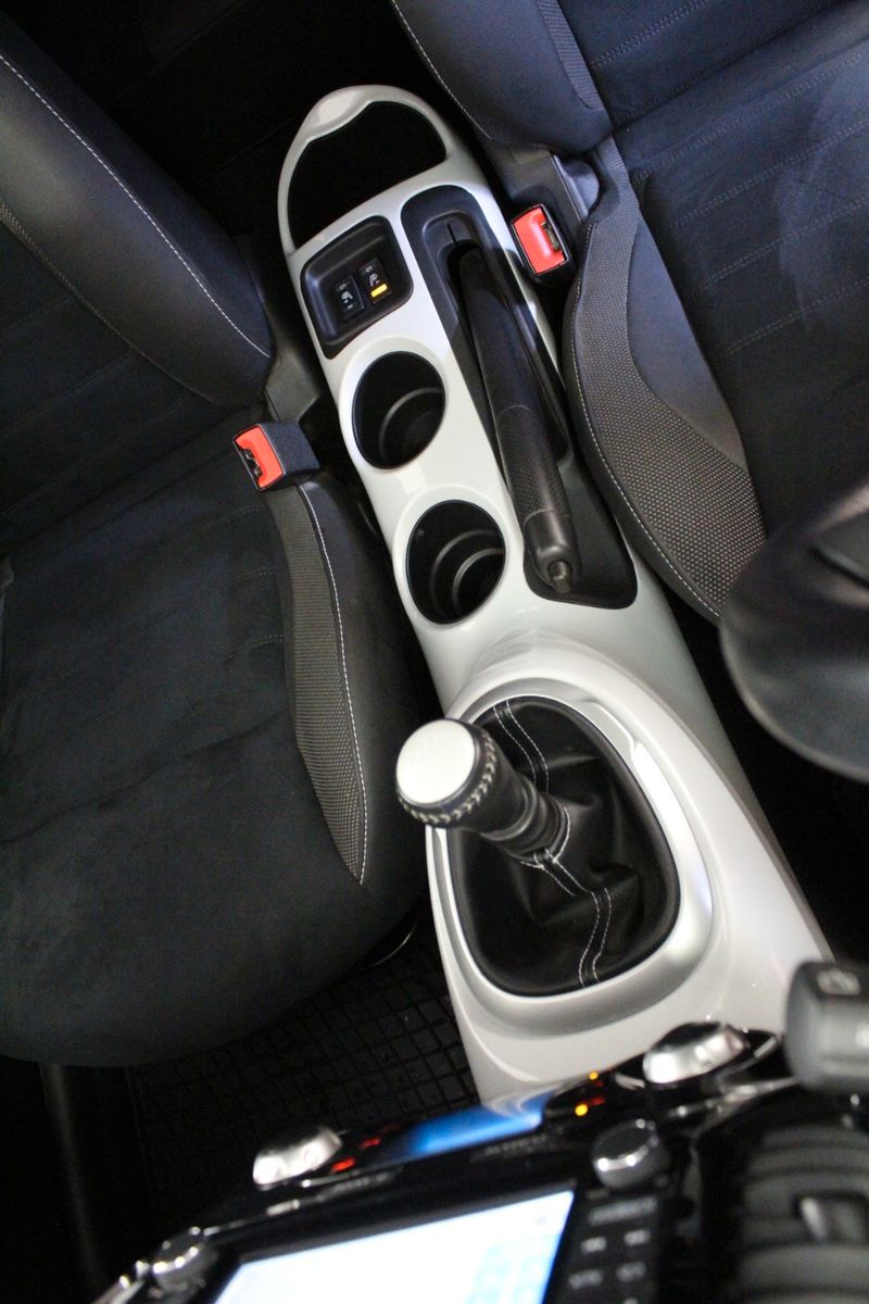 Fahrzeugabbildung Nissan Juke    1.2 DIG-T  N-Connecta 4x2  AHK