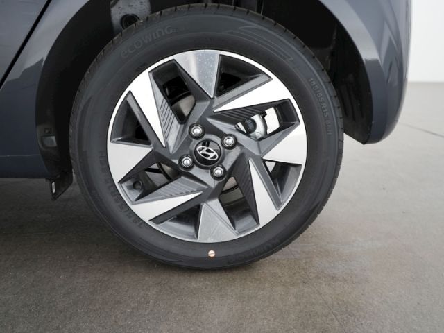 i10 FACELIFT TREND AT+NAVI+RÜCKFAHRKAMERA+SITZ-/