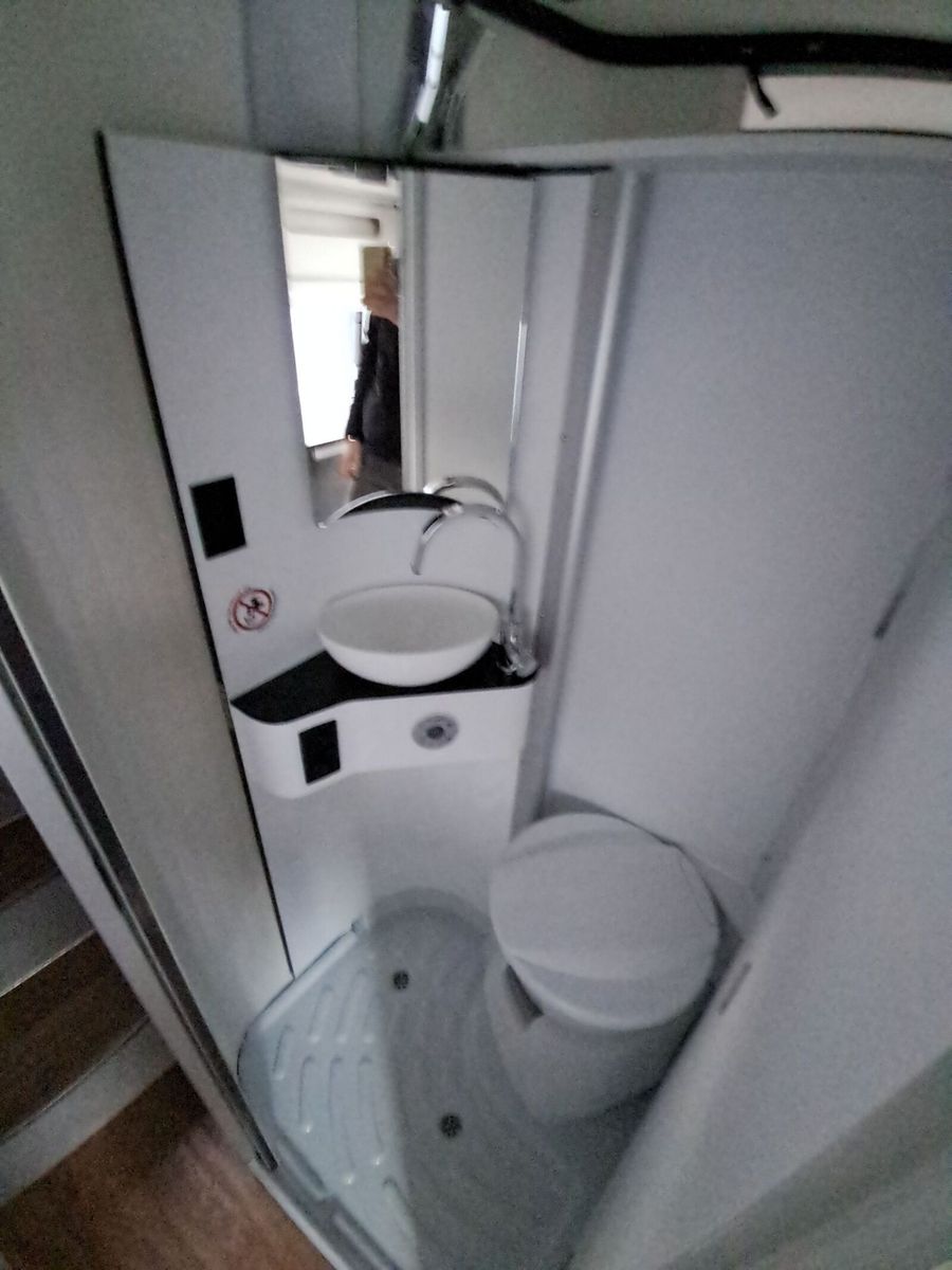 Fahrzeugabbildung Pössl Summit Shine 600 L Citroen 140 PS Mark/Solar/AHK