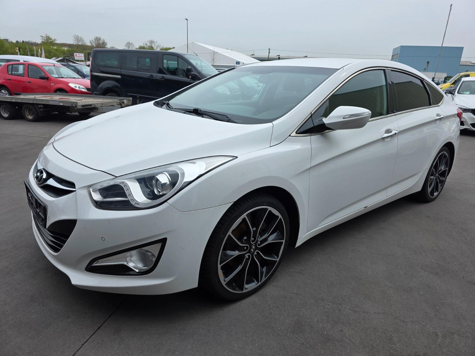 Hyundai i40 1.7 CRDi 100kW Style Motor macht Geräusche