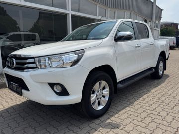 Toyota HILUX DOUBLE CAB 4x4/KAMERA/AHK/HINTEN-SITZREIHE