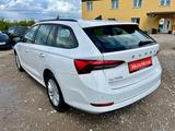 Skoda Octavia Combi Ambition AAC SHZ NAVI CARPLAY - Skoda Octavia Ambition mit Diesel-Antrieb