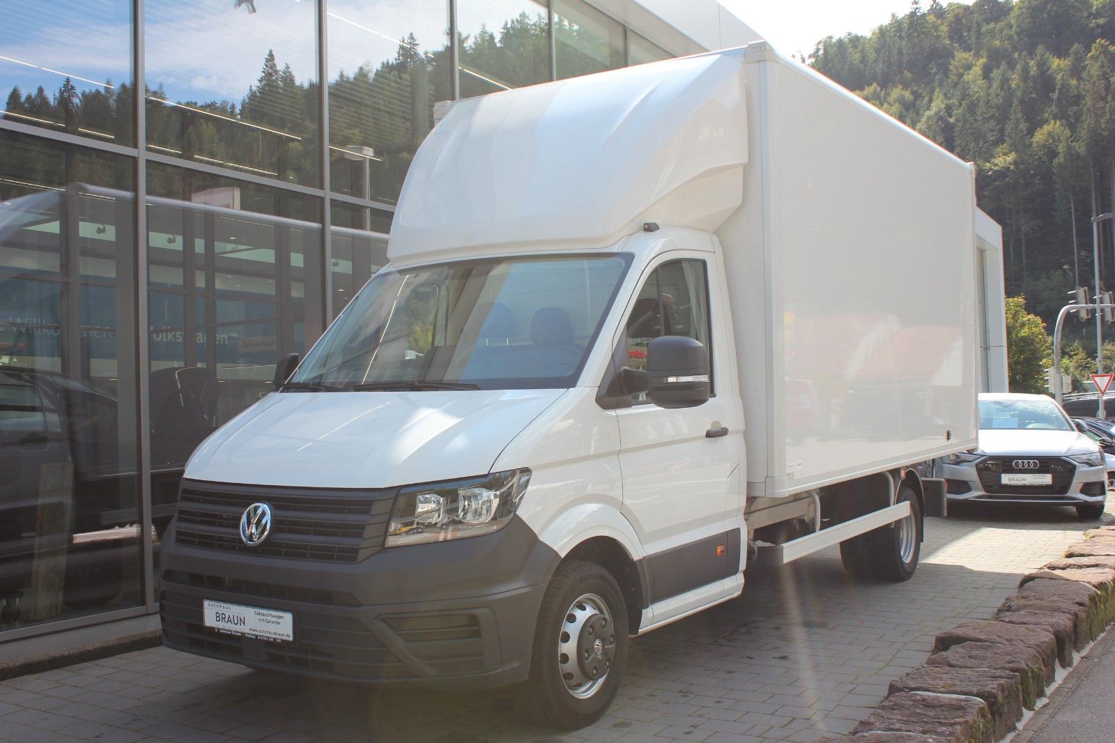 Volkswagen Crafter - 1