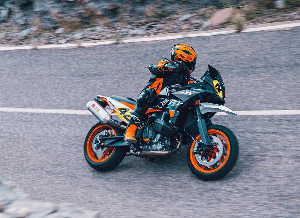 KTM 890 SMT gerne auch Finanzierung