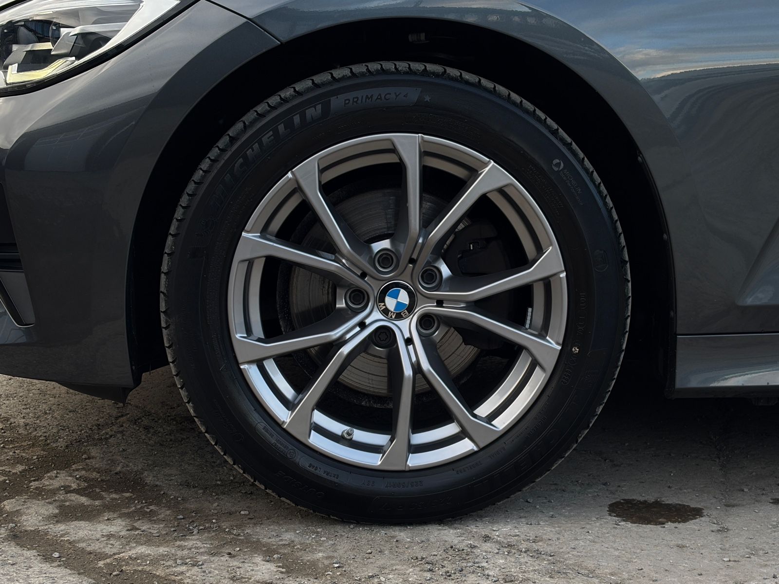 Fahrzeugabbildung BMW 320i Limo Sport Line 3Z-Klima Temp. LCProf. AHK