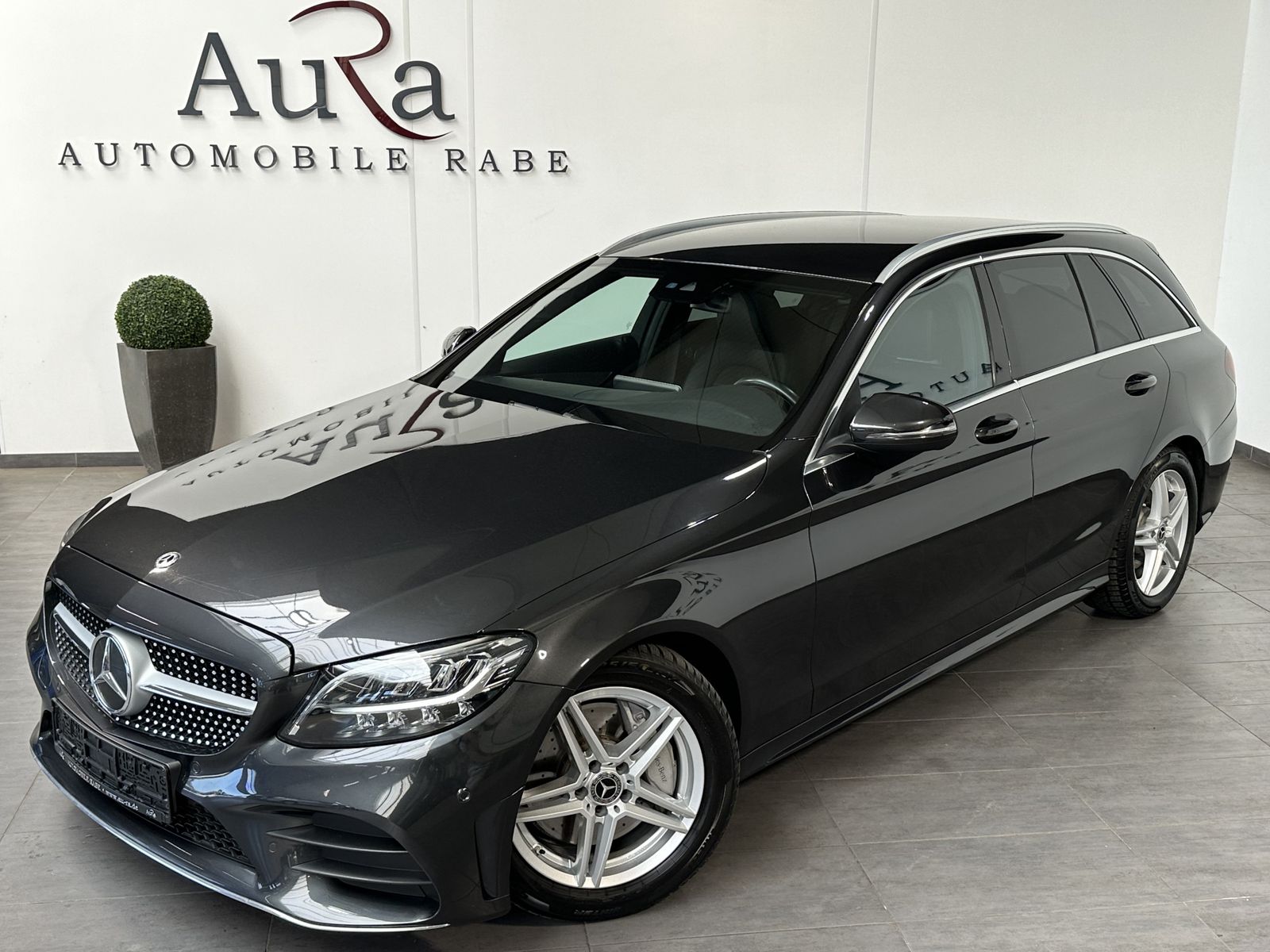 Fahrzeugabbildung Mercedes-Benz C 300d T AMG-Line NAV+LED+BURMESTER+SHZ+TEMPOMAT