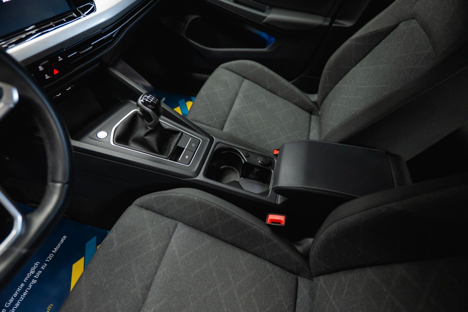 Fahrzeugabbildung Volkswagen Golf VIII Variant 2.0 TDI Life *ACC*LED*DAB*19%*