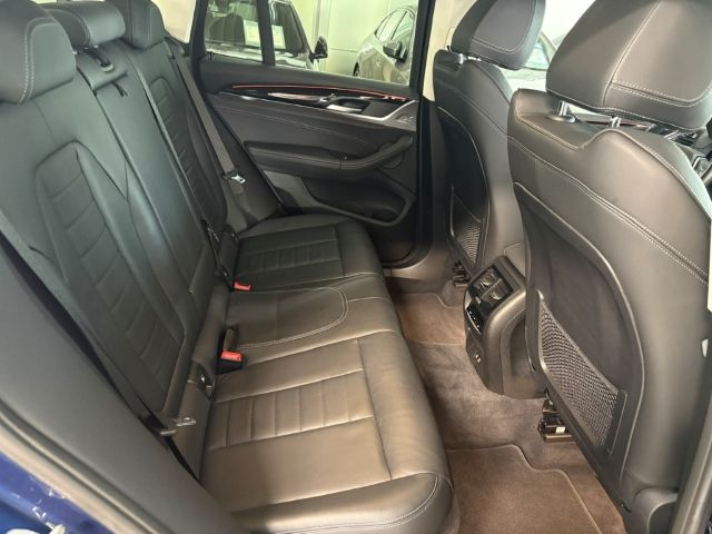 BMW X3 xDrive 20d A 18'' StandHZG AHK Leder H/K Lase foto 8