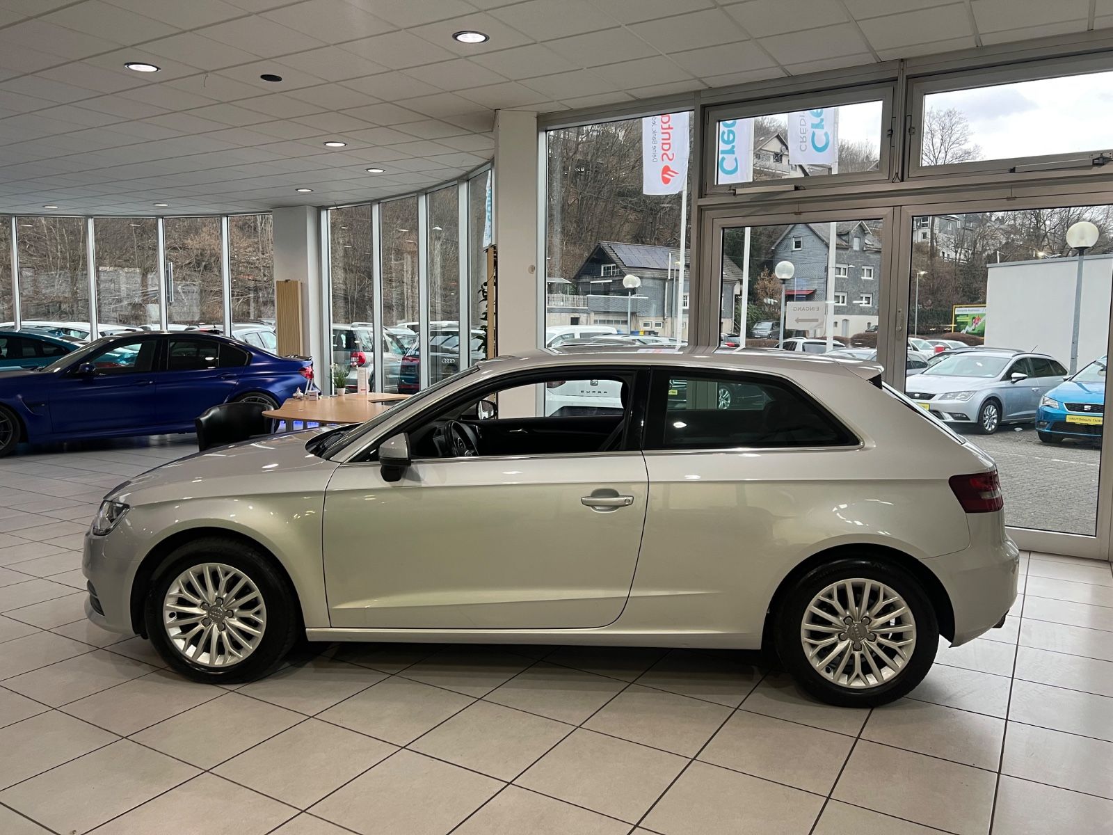 Fahrzeugabbildung Audi A3 ambiente 1.4  *LEDER*TEMPOMAT*