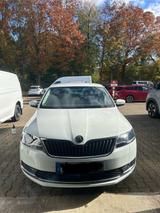 Skoda Rapid 1.0 TSI 81kW CLEVER CLEVER - Skoda Rapid CLEVER mit Benzin-Antrieb
