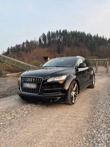 Audi Q7 4l Breitbau v12 - Audi: V12