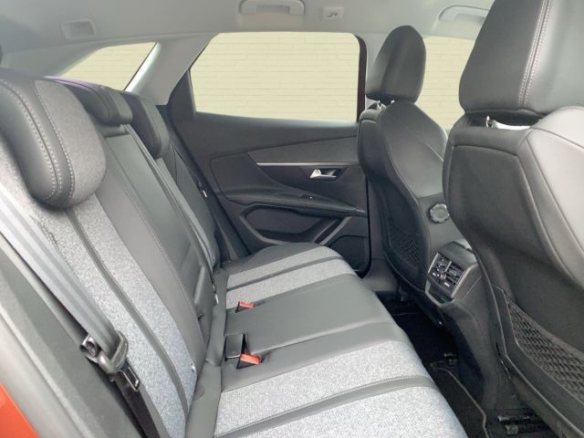 Foto Nummer 10: PEUGEOT 3008