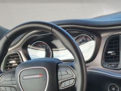 DODGE Challenger V6~Unfallfrei~gepflegt