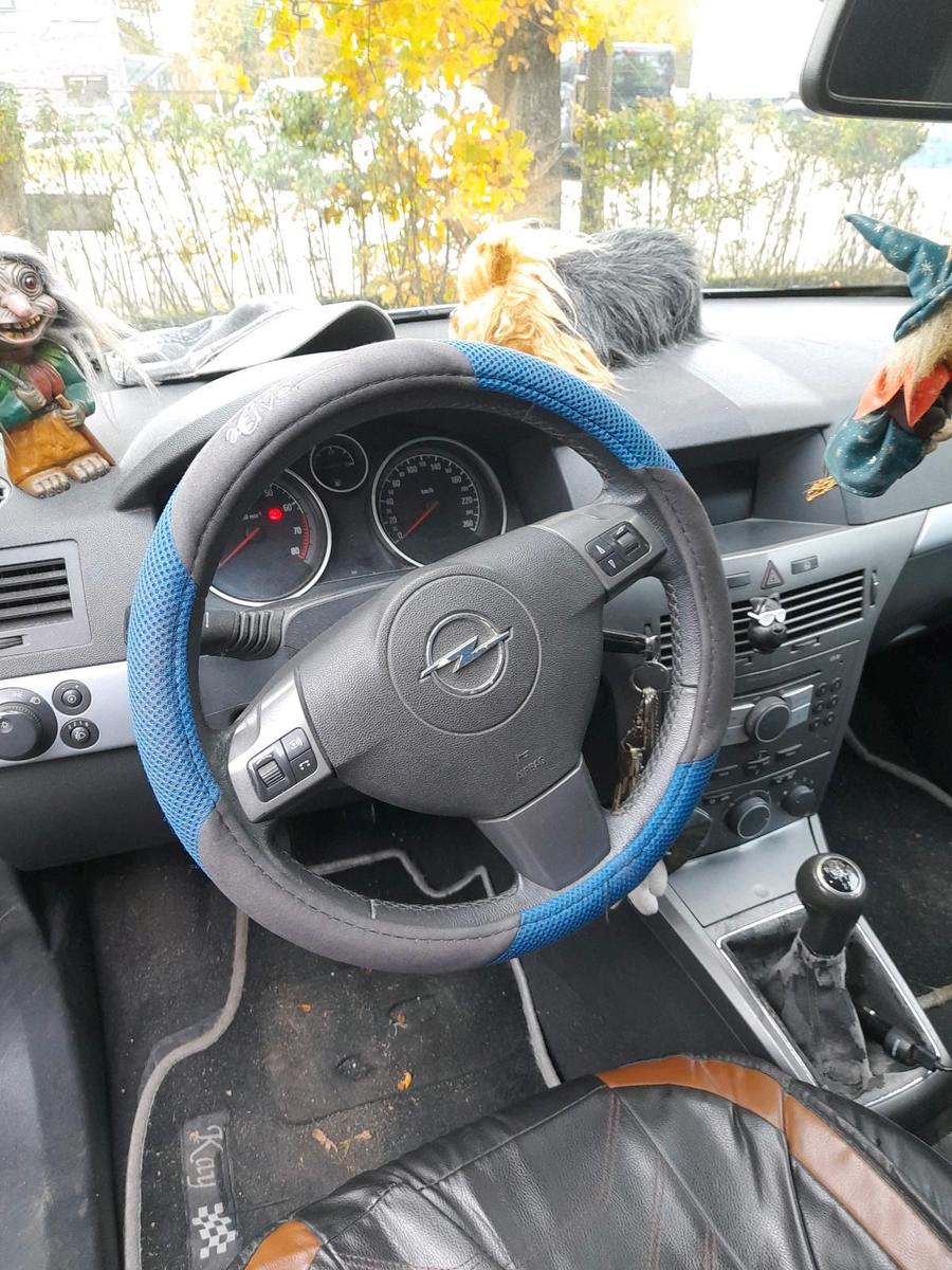 Opel Astra 2006 — photo 7