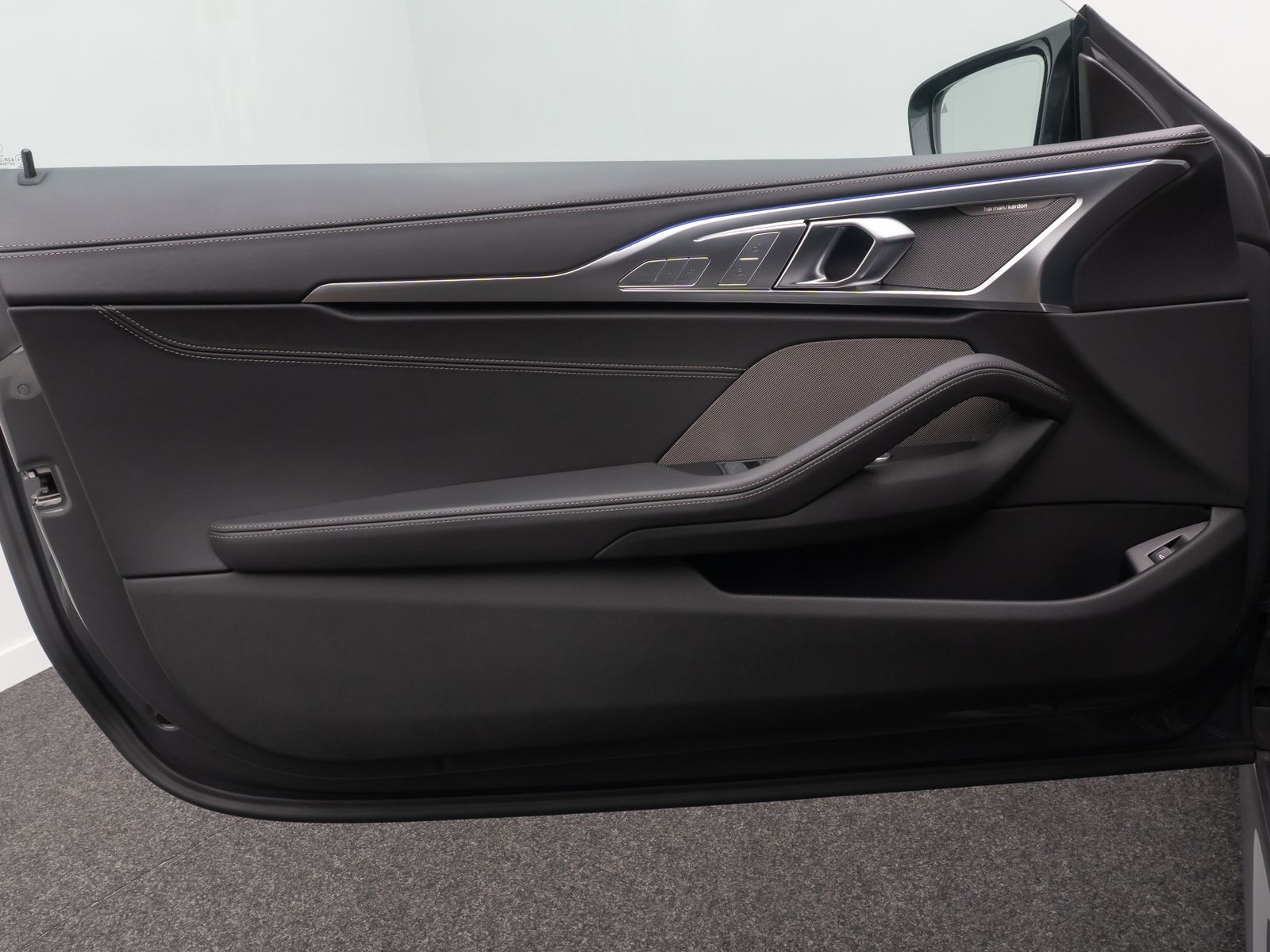 Fahrzeugabbildung BMW M850i xD Cabrio Individual SoftCl 360° Laser 20"