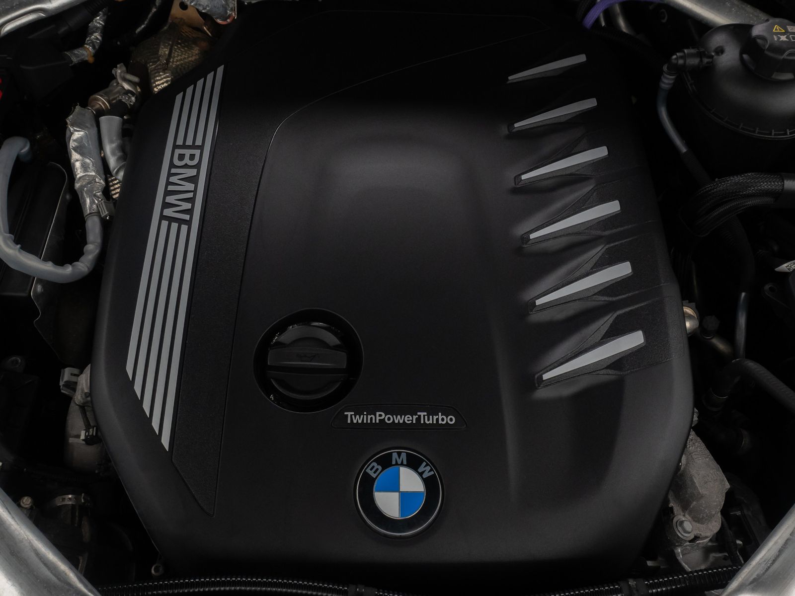 Fahrzeugabbildung BMW X5 xD30d M Sport Panorama HUD DispKey Individual