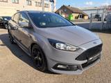 Ford Focus ST 2.0 EcoBoost *Recaro *Scheckheft - Ford Focus mit Benzin-Antrieb: Limousine, 2.0