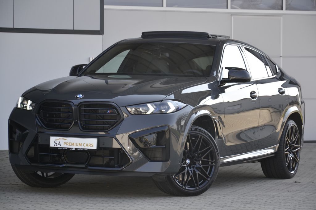 Image of BMW X6 M
