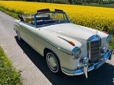 Mercedes-Benz 220S (220 S) Cabrio W180 Ponton Weiß Oldtimer - Mercedes-Benz 220: Ponton 220s
