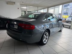 AUDI A4 Ambiente 1.HAND/AUTOMATIK/NAVI/SHZ/XENON/TRAU