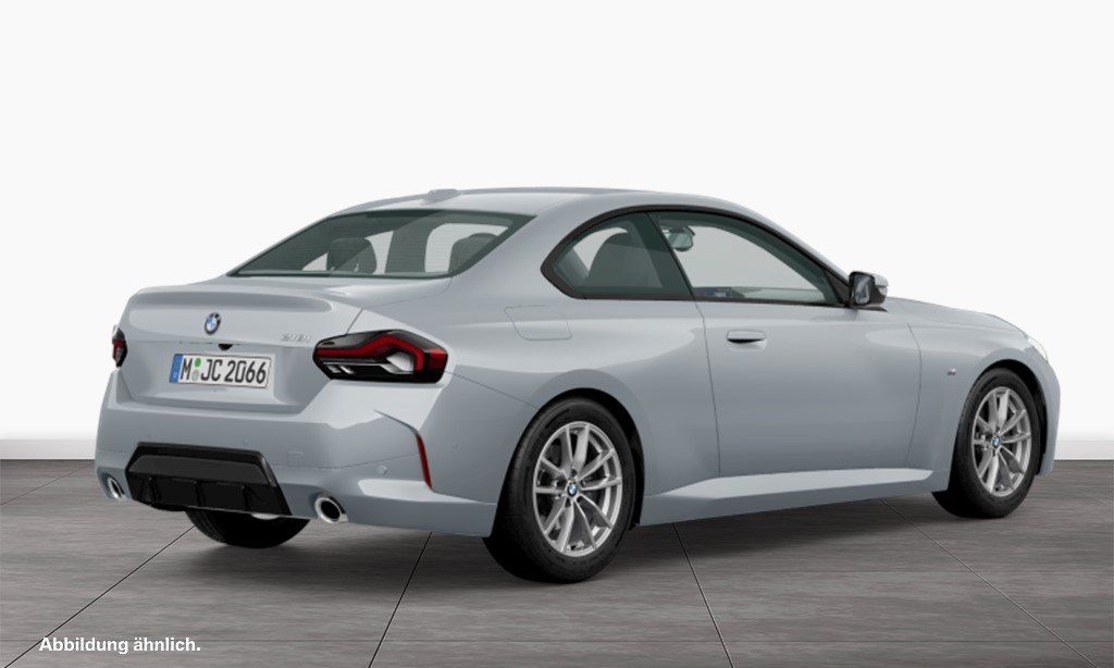 BMW 218 - Bild 2