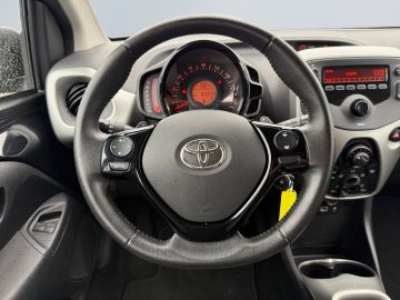 Toyota Aygo (X) - 12