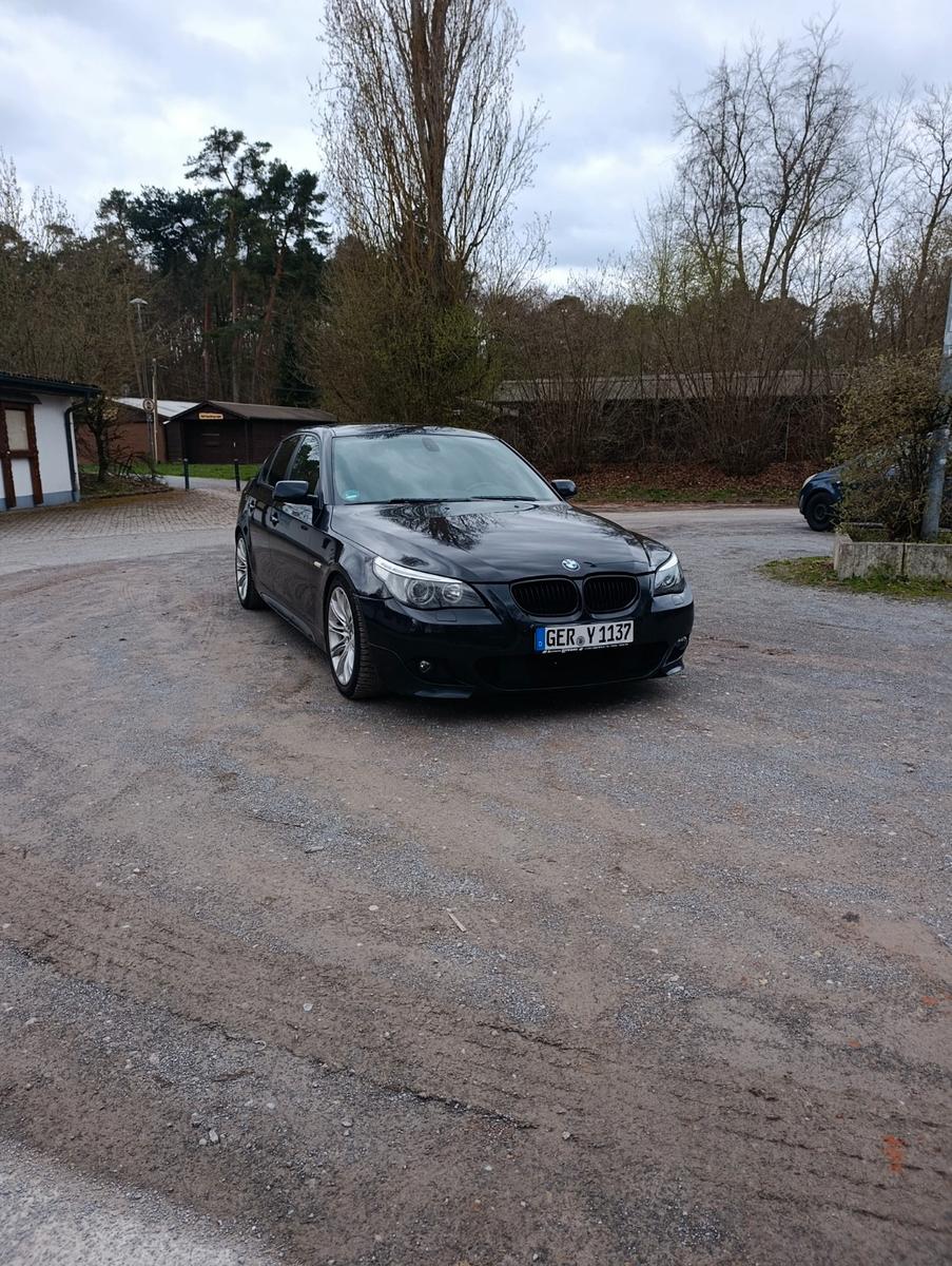 BMW 525