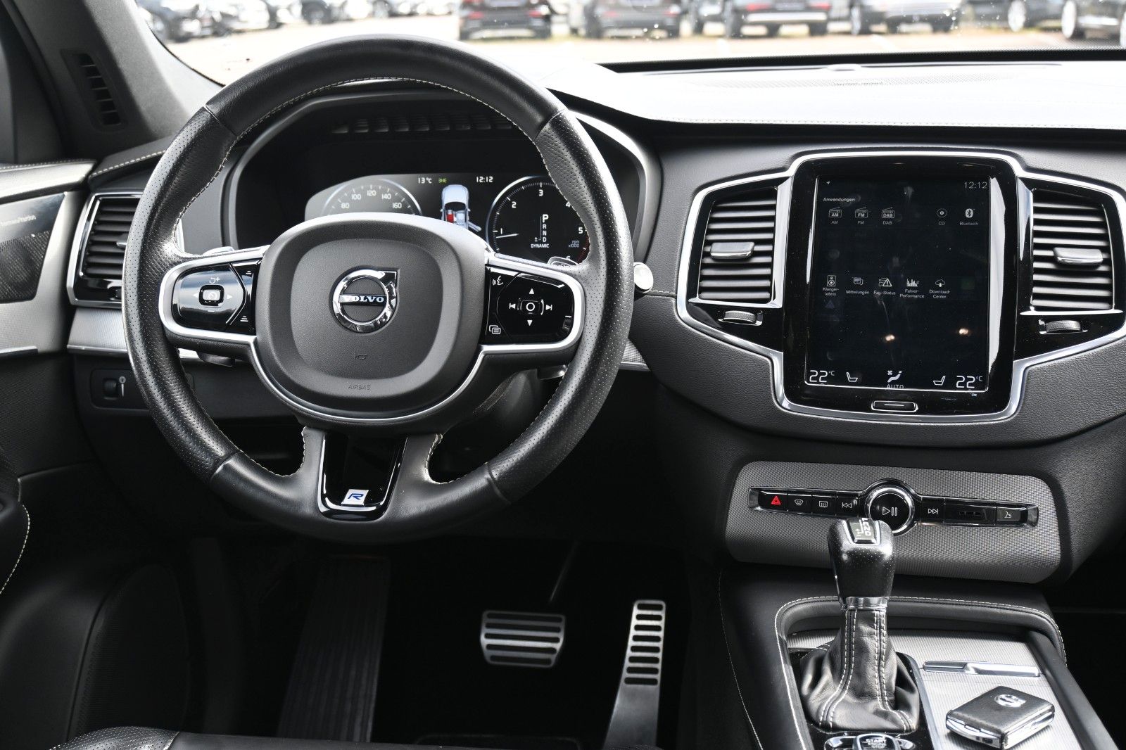 Fahrzeugabbildung Volvo XC90 D5 R-Design*VOLL*PANO*LUFT*255PS*MIETKAUF