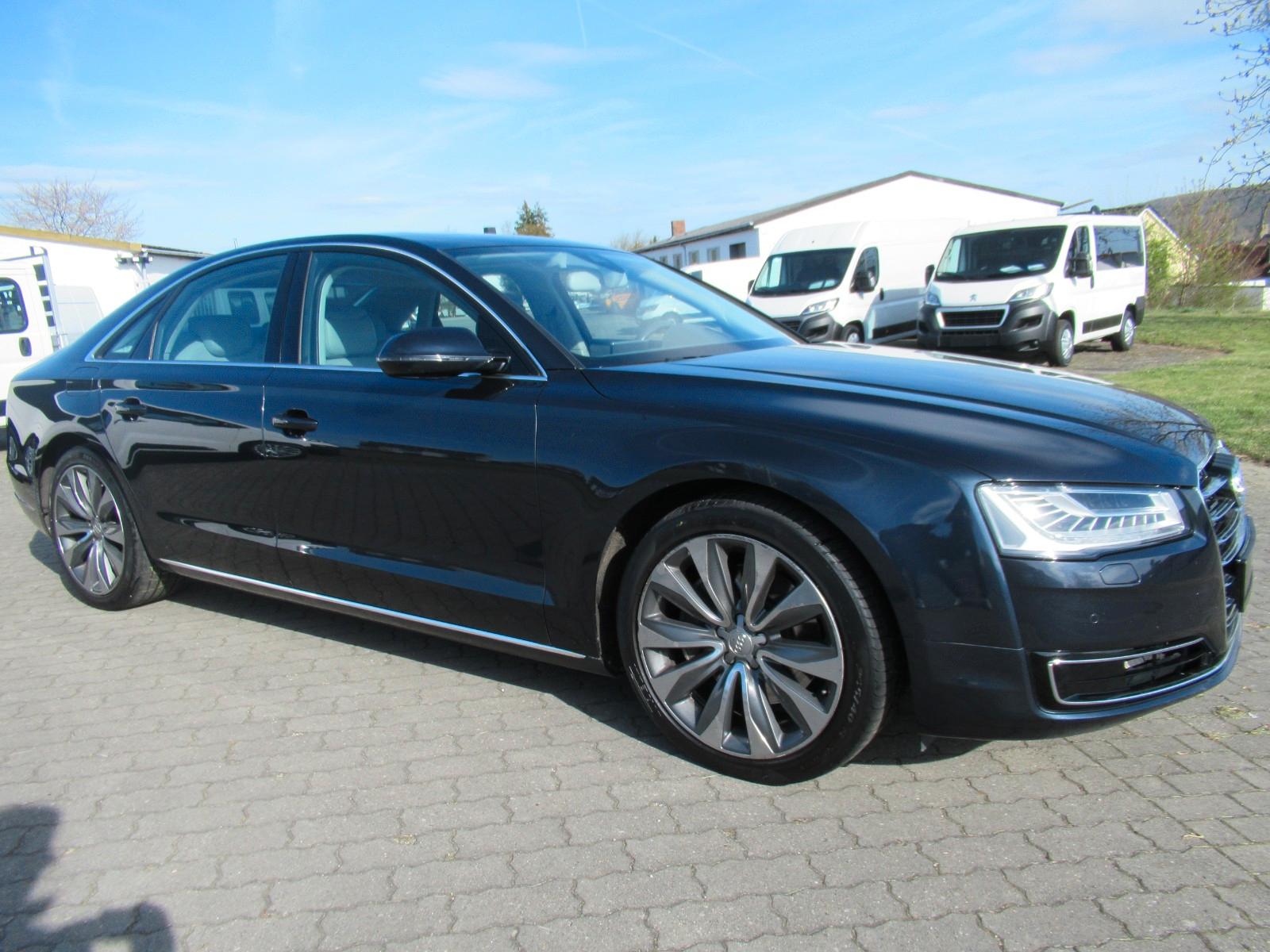 Audi A8 3.0 TDI clean diesel quattro+KAMERA+LEDERHELL