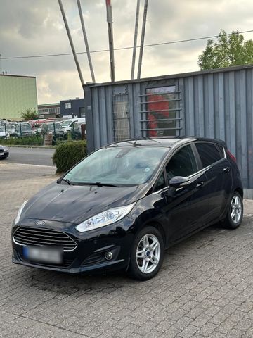 Ford Fiesta Eco Boost *PDC*SH*NAVI*TÜV NEU