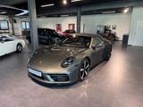 Porsche 992 Carrera 4S CabrioExclusiveHeritageApp5.27GTS - Porsche 992: Grün, Cabrio