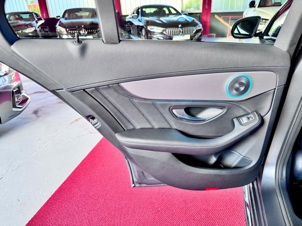 Mercedes-Benz C 63 AMG