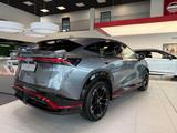 Nissan Ariya Nismo e-4orce LED 360° BOSE ALLRAD Bodykit - mit Elektro-Antrieb: Leichtmetallfelgen, mit Klimaanlage
