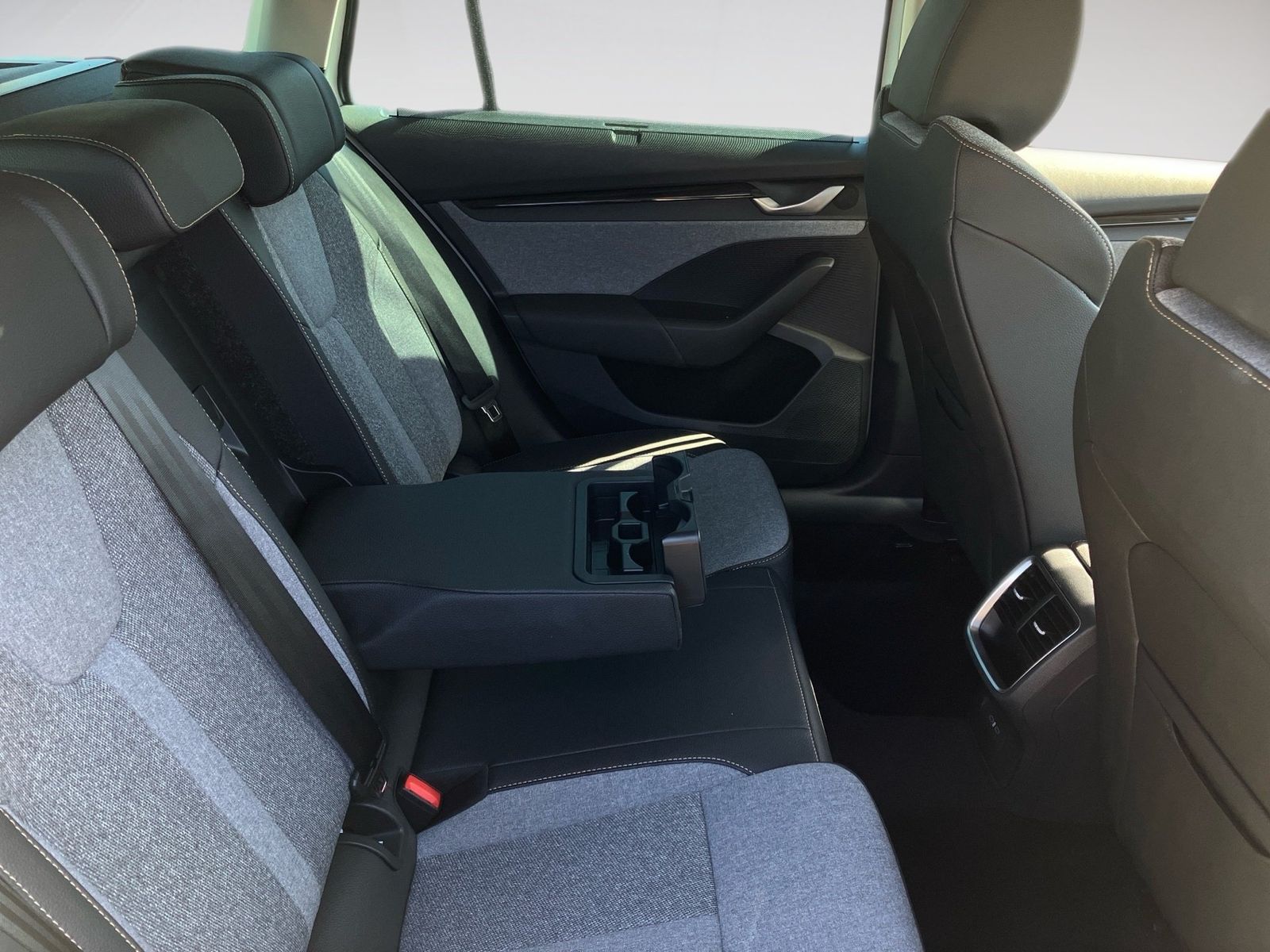 Skoda Octavia - Bild 10